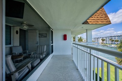 Enjoy spectacular intracoastal water views! This Beautifully - photo 7