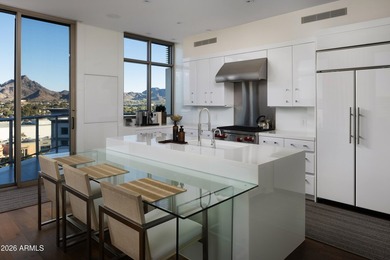 The crown jewel of the ultra luxurious Esplanade Place - photo 7