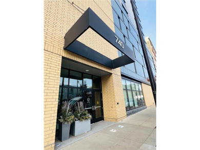 Enjoy modern city living in this beautiful 2-bedroom, 2-bath - photo 2