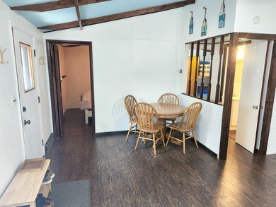 Nestled away on one of the most desirable residential areas in - photo 22
