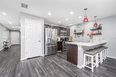 Discover Comfort & Convenience in the Heart of Port Charlotte! - photo 8