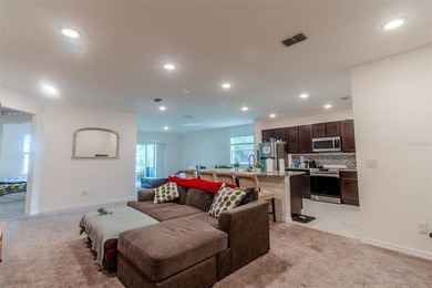 Short Sale. Short Sale Lender Approval Required. Beautiful - photo 6