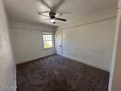 Great central down town location. Walk to shopping and schools - photo 17