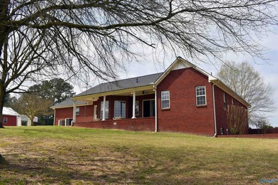 New roof and HVAC! Multi-Generational Home. Offering a stunning - photo 5