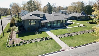 Some homes are houses. This one is a lifestyle. Sitting on .66 - photo 3