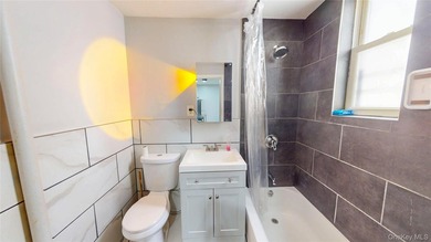 Rare Investment Opportunity - Beautiful Brick Quadruplex. This - photo 4