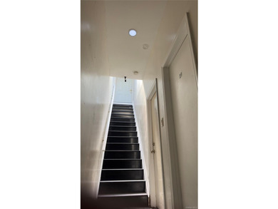 Rare Investment Opportunity - Beautiful Brick Quadruplex. This - photo 6