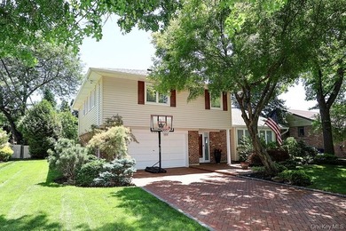 This is the home you've been waiting for. Multilevel home in the - photo 1