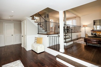 This is the home you've been waiting for. Multilevel home in the - photo 4