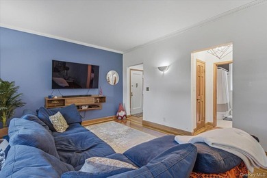 Welcome to The Towers at Beechhurst! Step into a piece of - photo 5