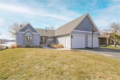 Upper Prior Lake Home For Sale in Prior Lake Minnesota