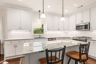 Welcome to 1905 Broadwell Oaks Drive - a bright, meticulously - photo 18