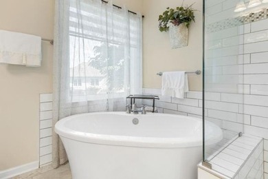 Welcome to 1905 Broadwell Oaks Drive - a bright, meticulously - photo 30