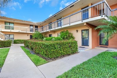 Beautifully updated 2-bedroom, 2-bath condo in the heart of - photo 3