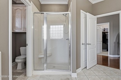 Welcome to luxury living in the highly sought-after Sanctuary - photo 37