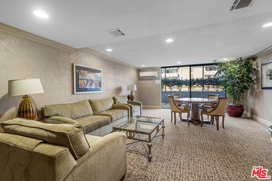 Extensively renovated, top-floor penthouse offering 2 bedrooms - photo 44