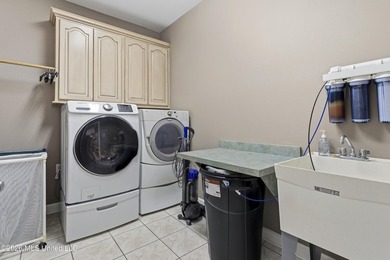 Welcome to luxury living in the highly sought-after Sanctuary - photo 46