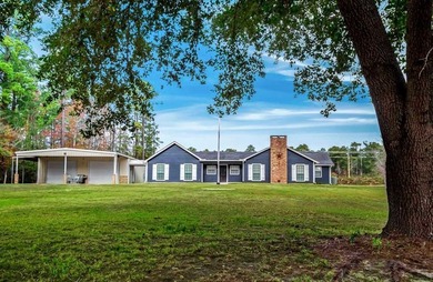 Ladies and Gentleman! This property has amenities for the both - photo 1