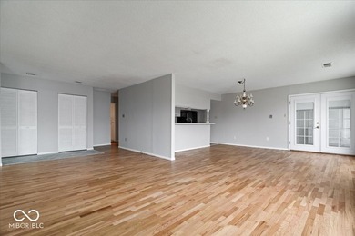 Unicorn Alert!!! HUGE 4 bedroom condo!!!! Discover a harmonious - photo 3