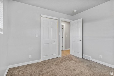 Updated in 2021duplex with current renters. Basement will be - photo 15