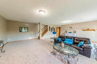 Rare end unit with charming views from every room. Private Cul - photo 17