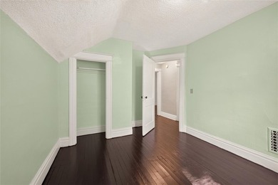 NEW TEAR OFF ROOF '26 & UPDATED KITCHEN. This 916 SF Colonial - photo 18