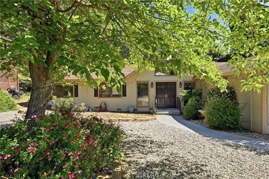 Comfort, Ease, and Spaciousness on Maple Leaf Court. Single - photo 26