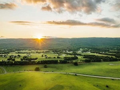 River Ridge Farms sits along the historic Sequatchie River in - photo 2