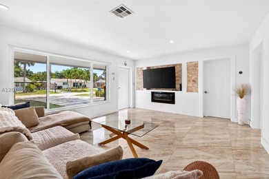 Renovated 3-bedroom, 2-bath pool home in Fort Lauderdale's - photo 3