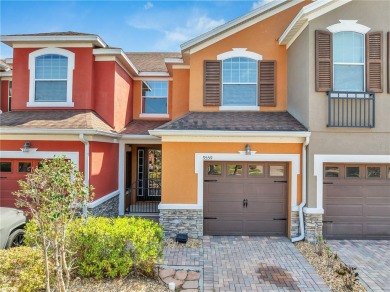 Lake Townhome/Townhouse For Sale in Orlando, Florida