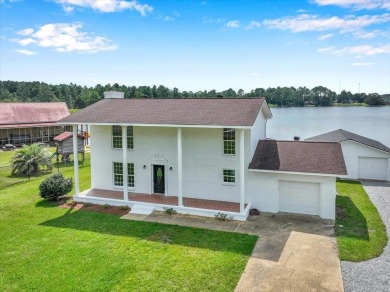 (private lake, pond, coastal) Home For Sale in Moultrie Georgia