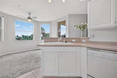 New Photos and Zillow 3D Tour Available! Enjoy maintenance-free - photo 5