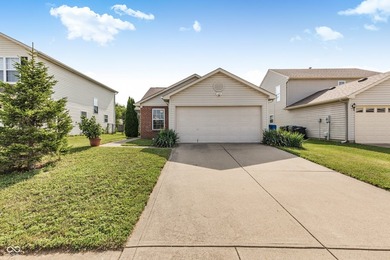 Immaculately maintained, single-owner ranch home offering 3 - photo 2