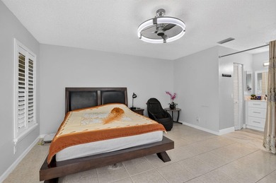 Welcome to this charming 3-bedroom, 2-bathroom, 1-car garage - photo 21