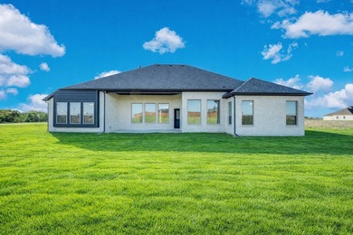 HUGE PRICE IMPROVEMENT AND up to $10,000 flex cash, you do not - photo 31