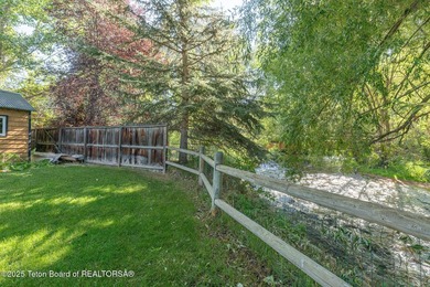 This exceptional, well-maintained W Jackson triplex is a rare - photo 34