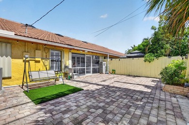 Welcome to this charming 3-bedroom, 2-bathroom, 1-car garage - photo 37