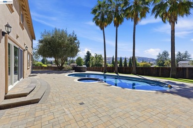 Beautifully updated executive home overlooking the 16th fairway - photo 50