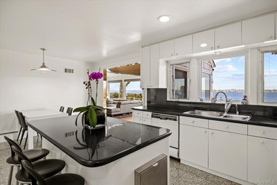 Set on 1.34 private waterfront acres in the Village of Kings - photo 15