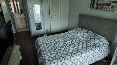 Welcome to this beautifully maintained 2-bedroom, 1.5-bath home - photo 18