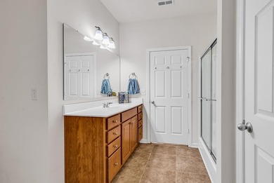 Welcome to 1521-C Palmina Loop, where low-maintenance living - photo 28