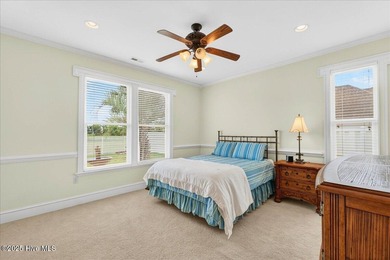 Luxury Living Redefined - Custom Home with Private Wildlife - photo 28