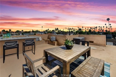 Come home to this stunning Spanish Mediterranean estate. The - photo 32