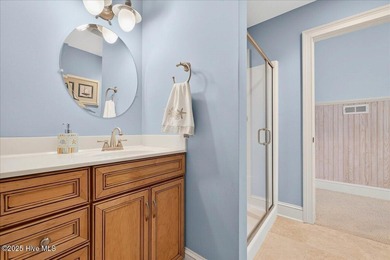 Luxury Living Redefined - Custom Home with Private Wildlife - photo 34