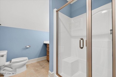 Luxury Living Redefined - Custom Home with Private Wildlife - photo 35