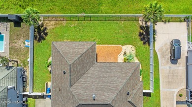 Luxury Living Redefined - Custom Home with Private Wildlife - photo 37