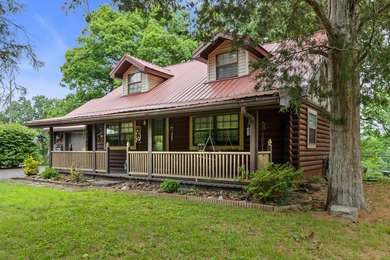Welcome to this charming 3-bedroom, 2-bath cottage-style home - photo 1