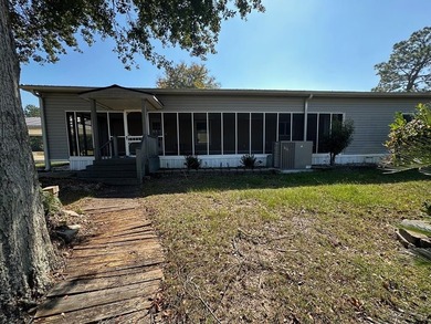 2400 sq ft home located on canal with short boat ride to open - photo 4
