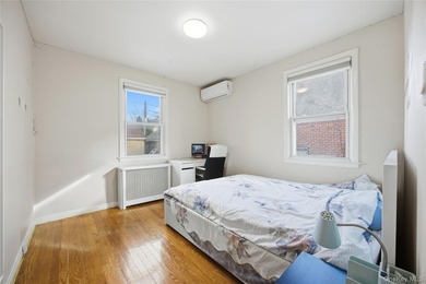 Nestled In a Prime Bayside Location, This Well-Appointed - photo 8