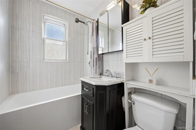 Nestled In a Prime Bayside Location, This Well-Appointed - photo 9